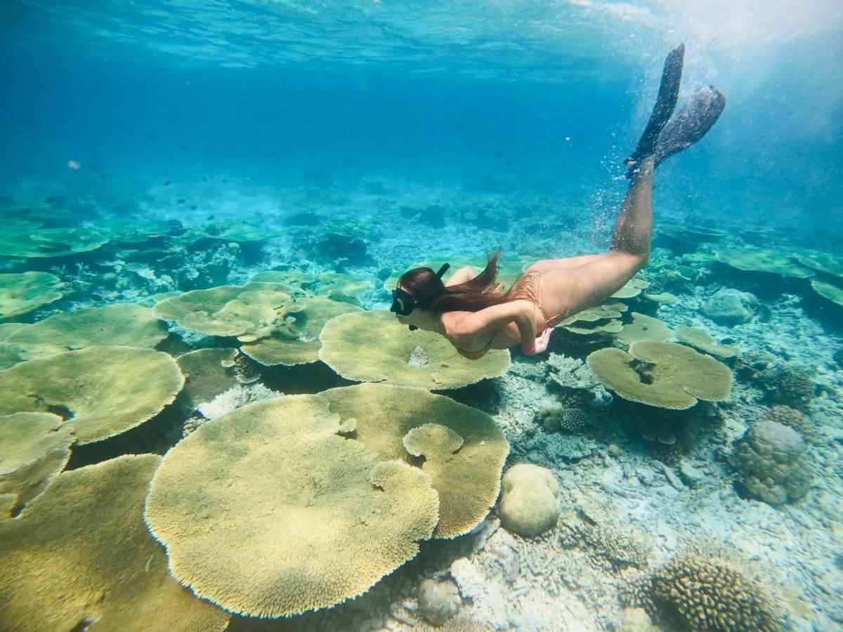 Pelican Beach Maafushi Bagian luar foto